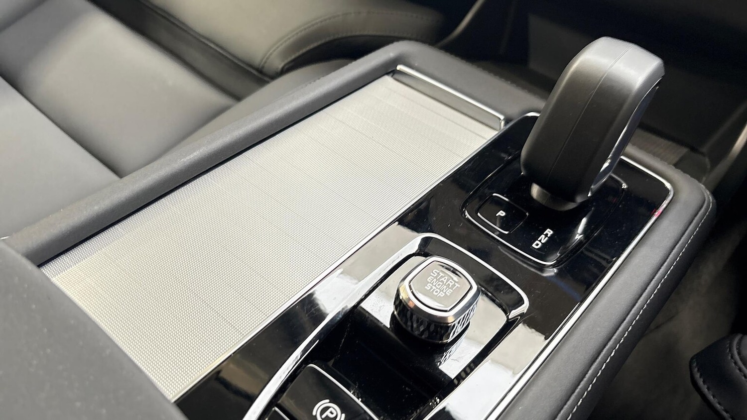 Used Volvo XC90 2025 for sale - 76565447: Photo 31