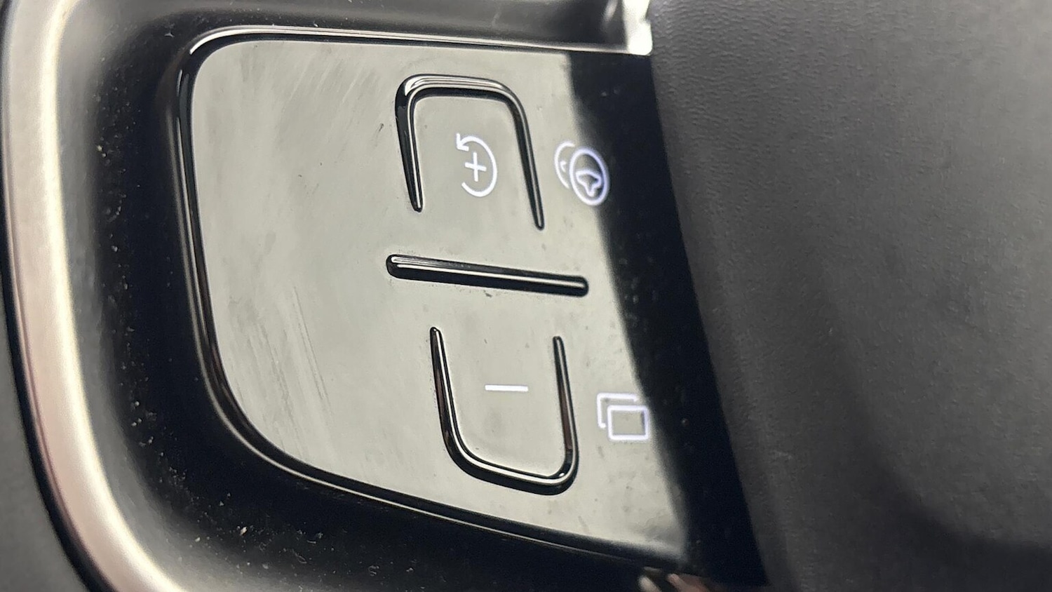 Used Volvo EX30 2025 for sale - 77888660: Photo 27