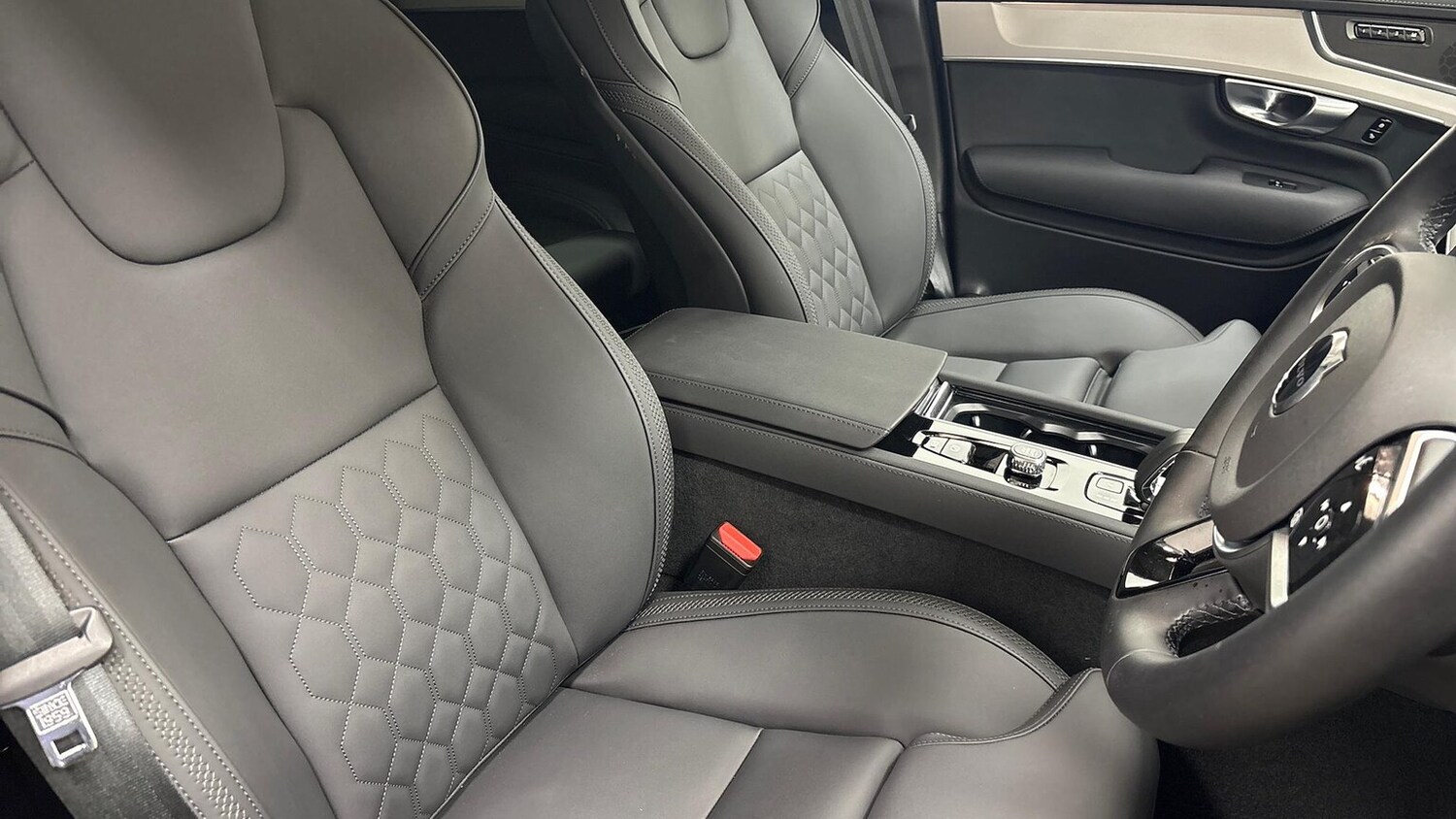 Used Volvo XC90 2025 for sale - 77501744: Photo 28