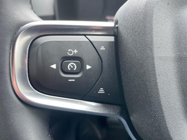 Used Volvo XC40 2025 for sale - 76268330: Photo 26