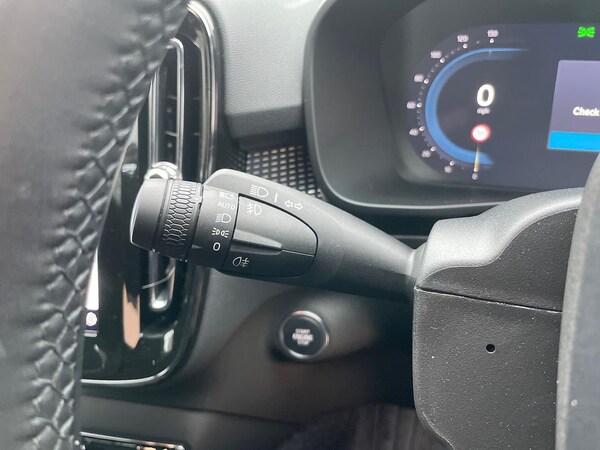 Used Volvo XC40 2025 for sale - 76268330: Photo 27