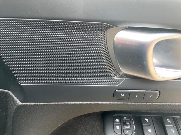 Used Volvo XC40 2025 for sale - 76268330: Photo 30