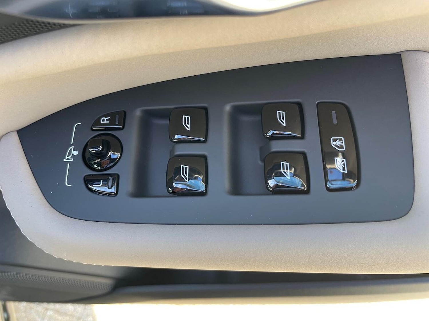 Used Volvo XC90 2025 for sale - 77522158: Photo 21