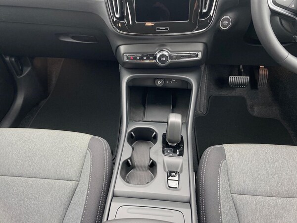 Used Volvo XC40 2025 for sale - 76249735: Photo 13