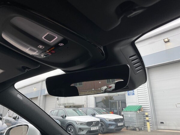 Used Volvo XC40 2025 for sale - 76249735: Photo 14