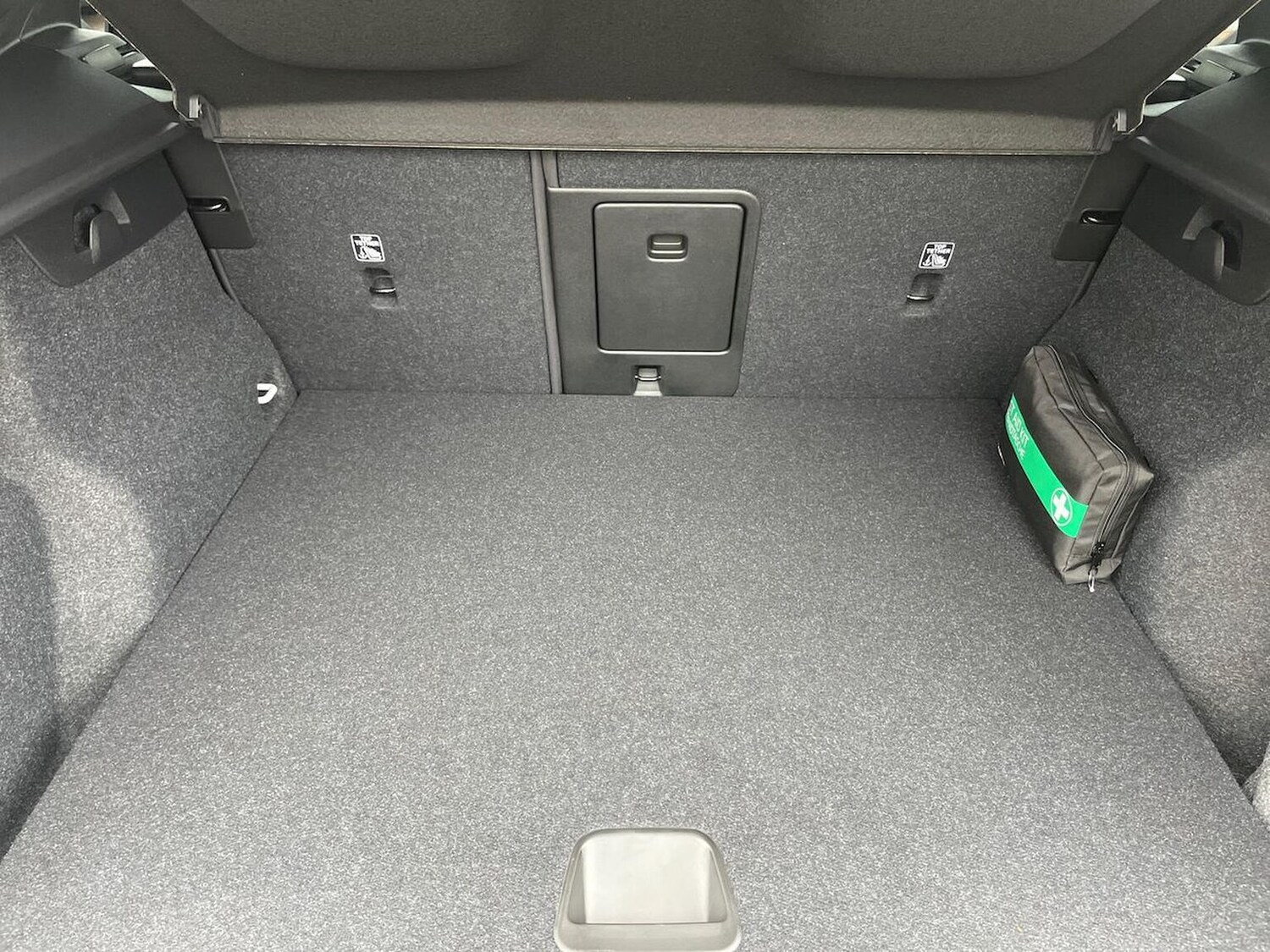 Used Volvo XC40 2025 for sale - 76249735: Photo 17