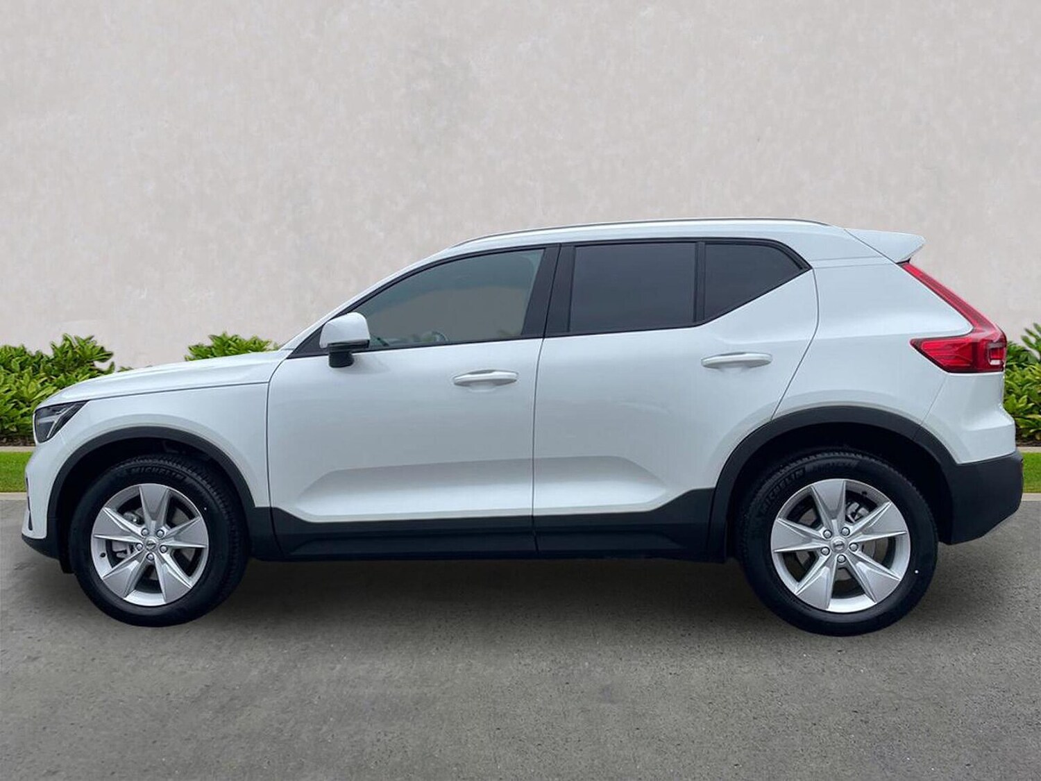 Used Volvo XC40 2025 for sale - 76249735: Photo 19