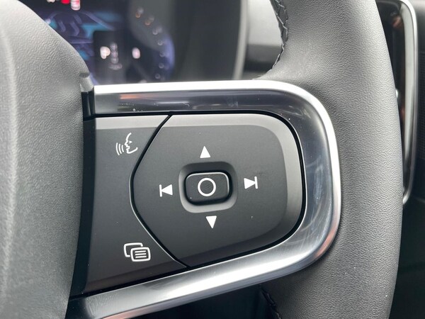 Used Volvo XC40 2025 for sale - 76249735: Photo 26