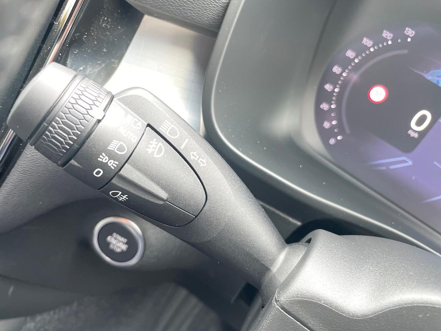 Used Volvo XC40 2025 for sale - 76249735: Photo 28