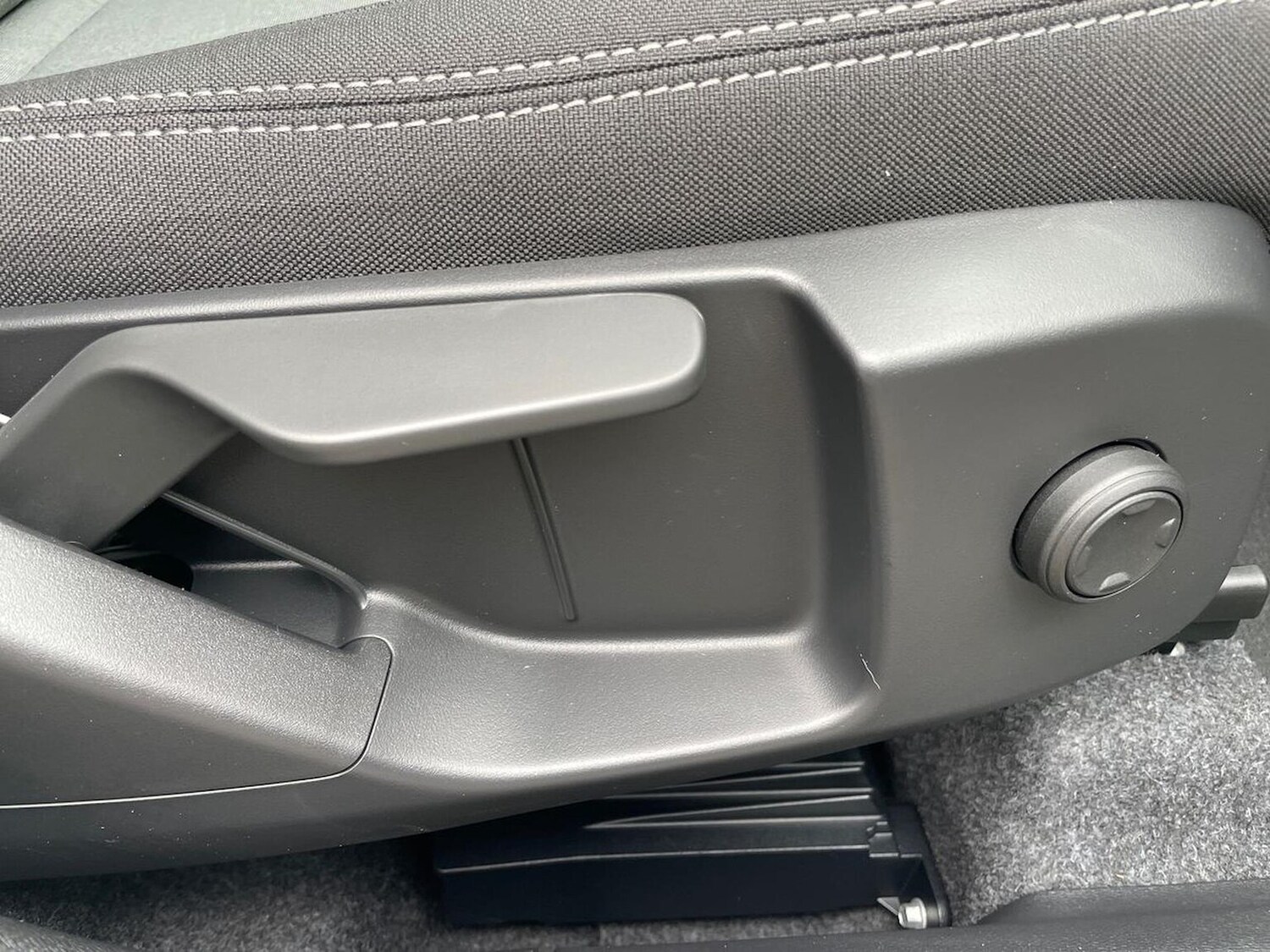 Used Volvo XC40 2025 for sale - 76249735: Photo 29