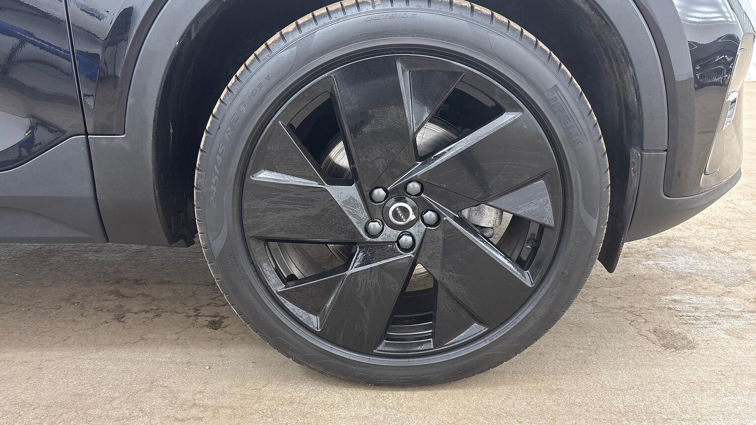 Used Volvo XC40 2025 for sale - 76565469: Photo 16