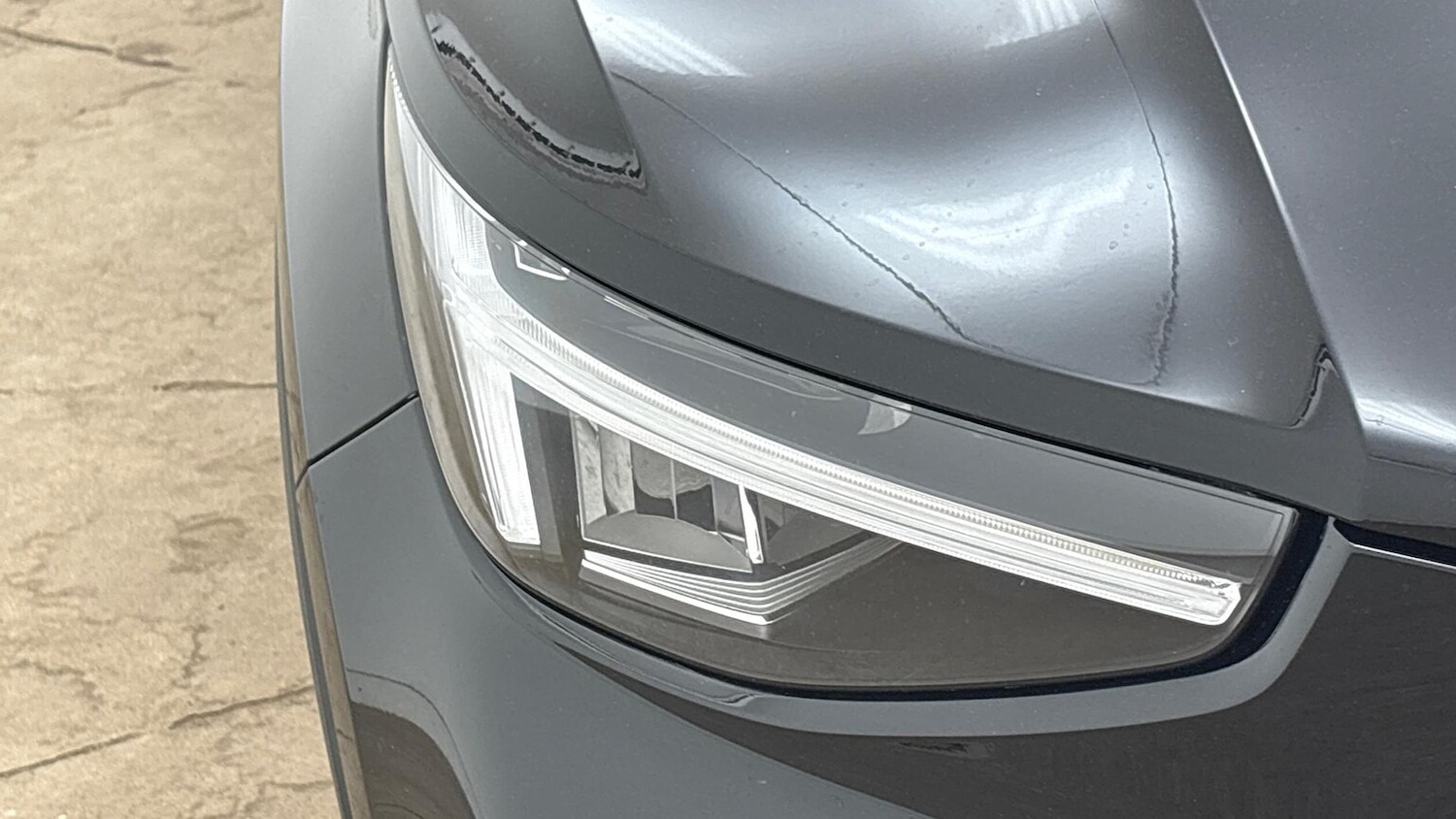 Used Volvo XC40 2025 for sale - 76565469: Photo 21