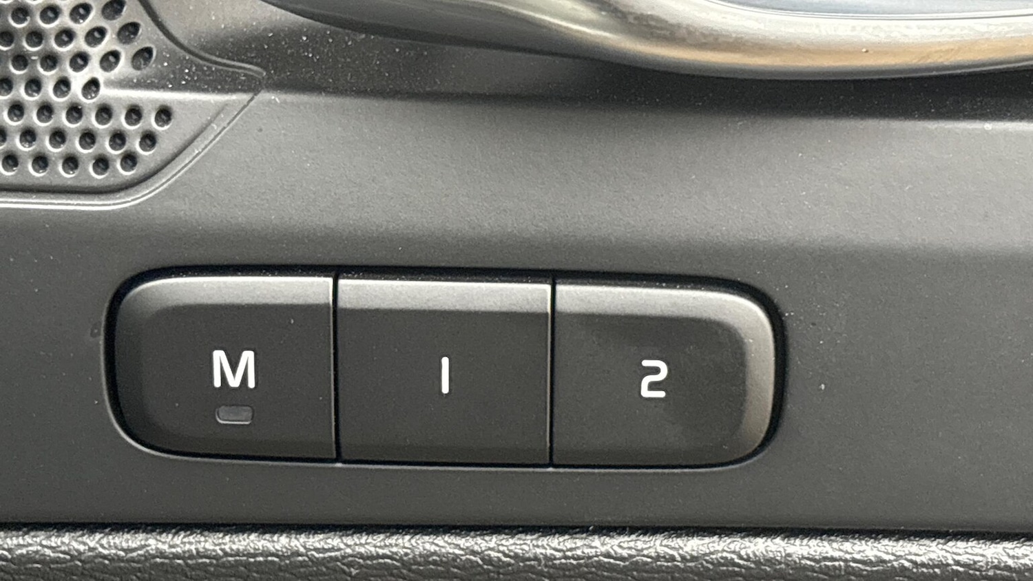 Used Volvo XC40 2025 for sale - 76565469: Photo 24