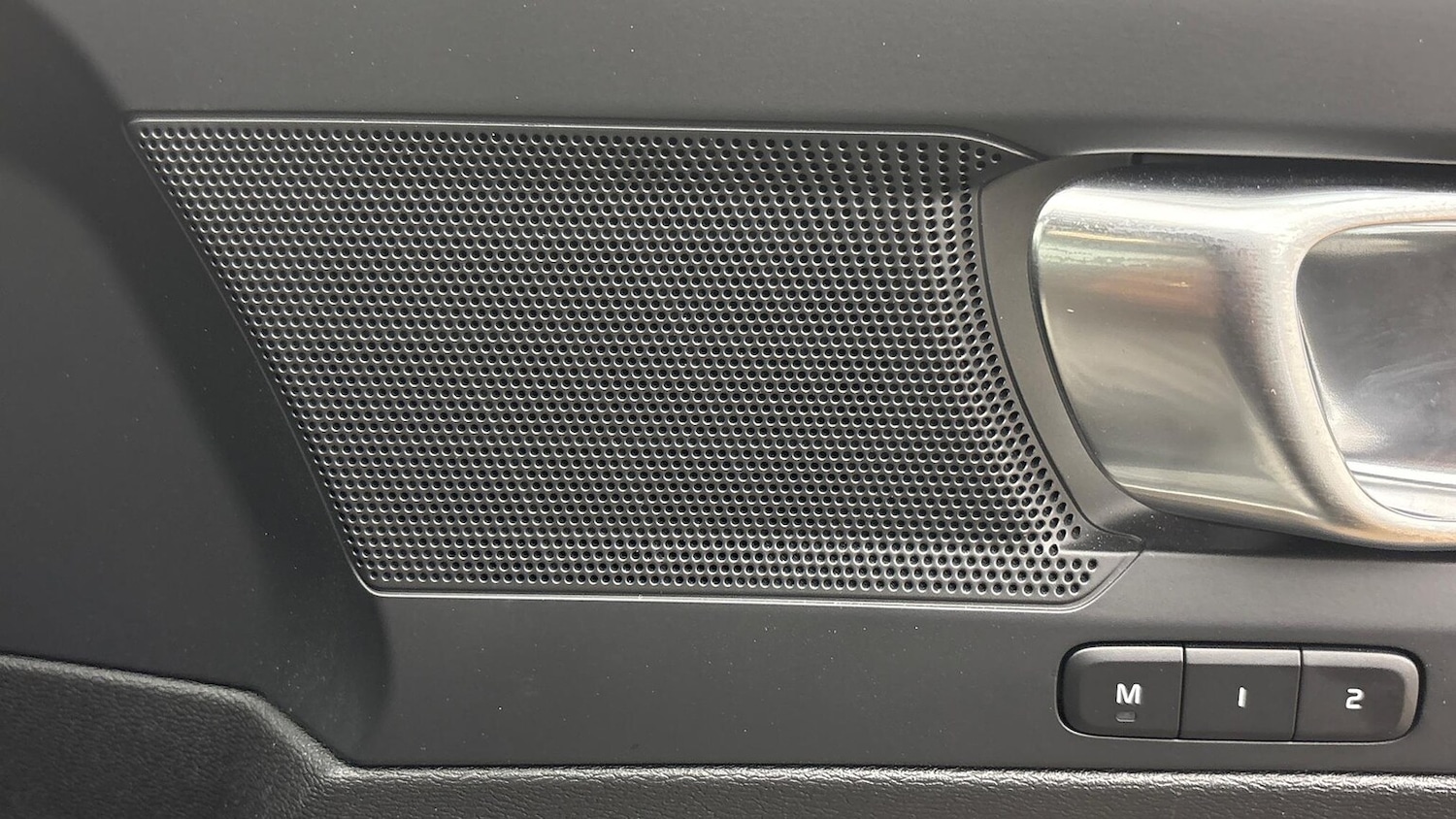 Used Volvo XC40 2025 for sale - 76565469: Photo 25