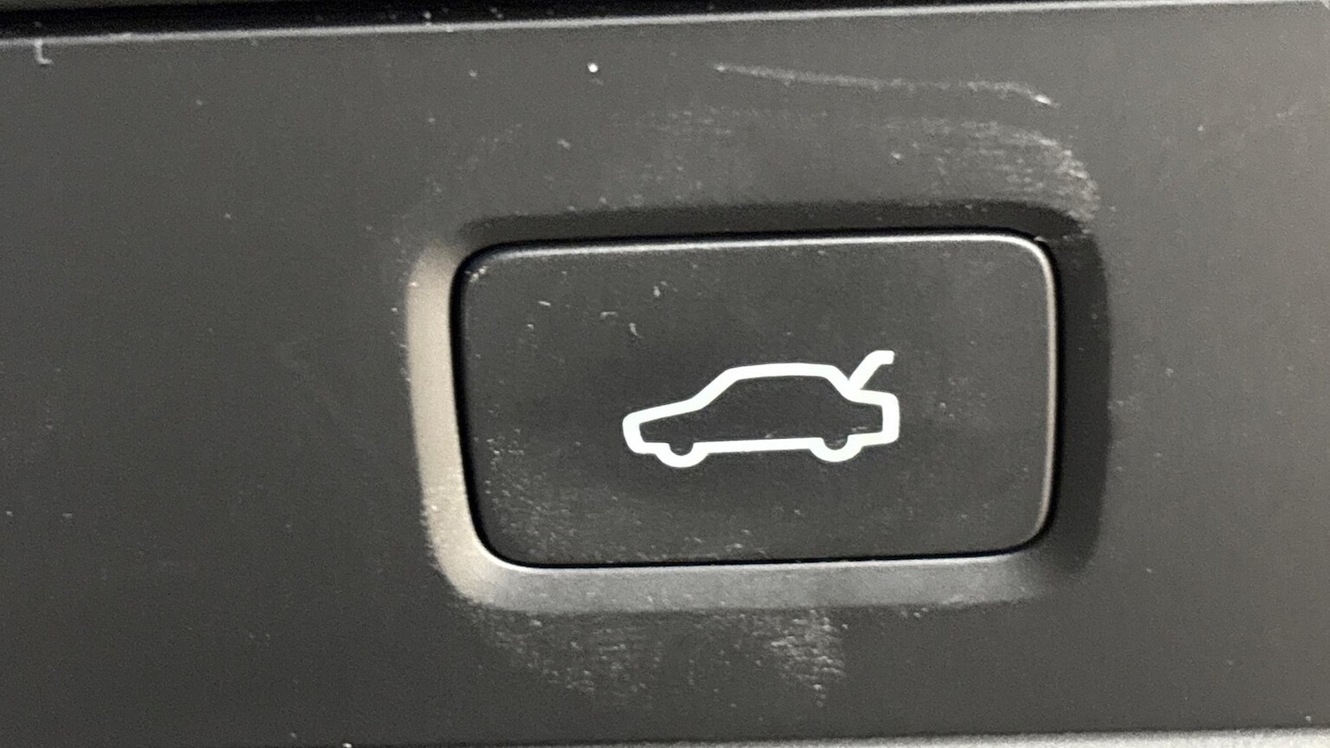 Used Volvo XC40 2025 for sale - 76565469: Photo 28