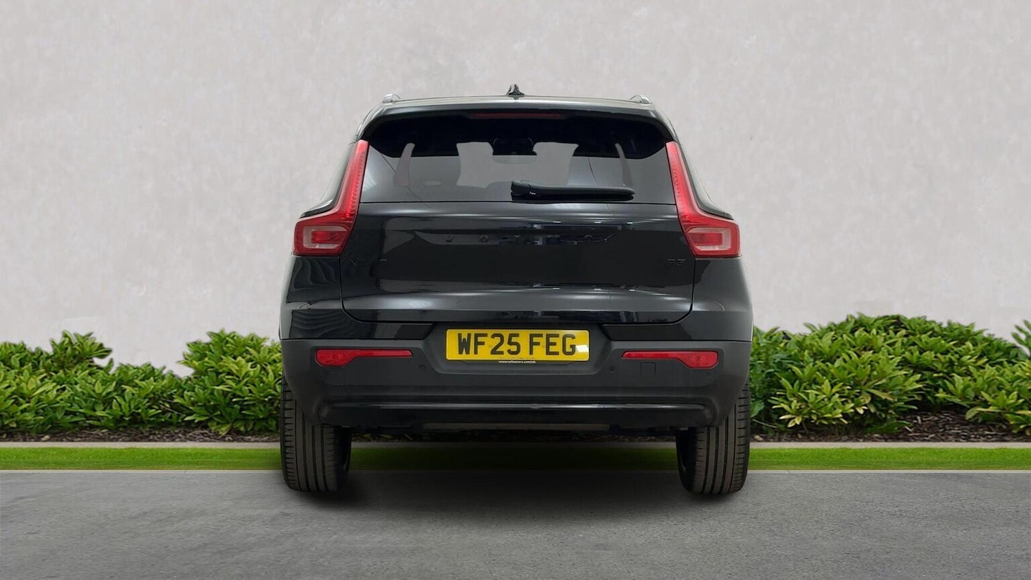 Used Volvo XC40 2025 for sale - 76565469: Photo 5