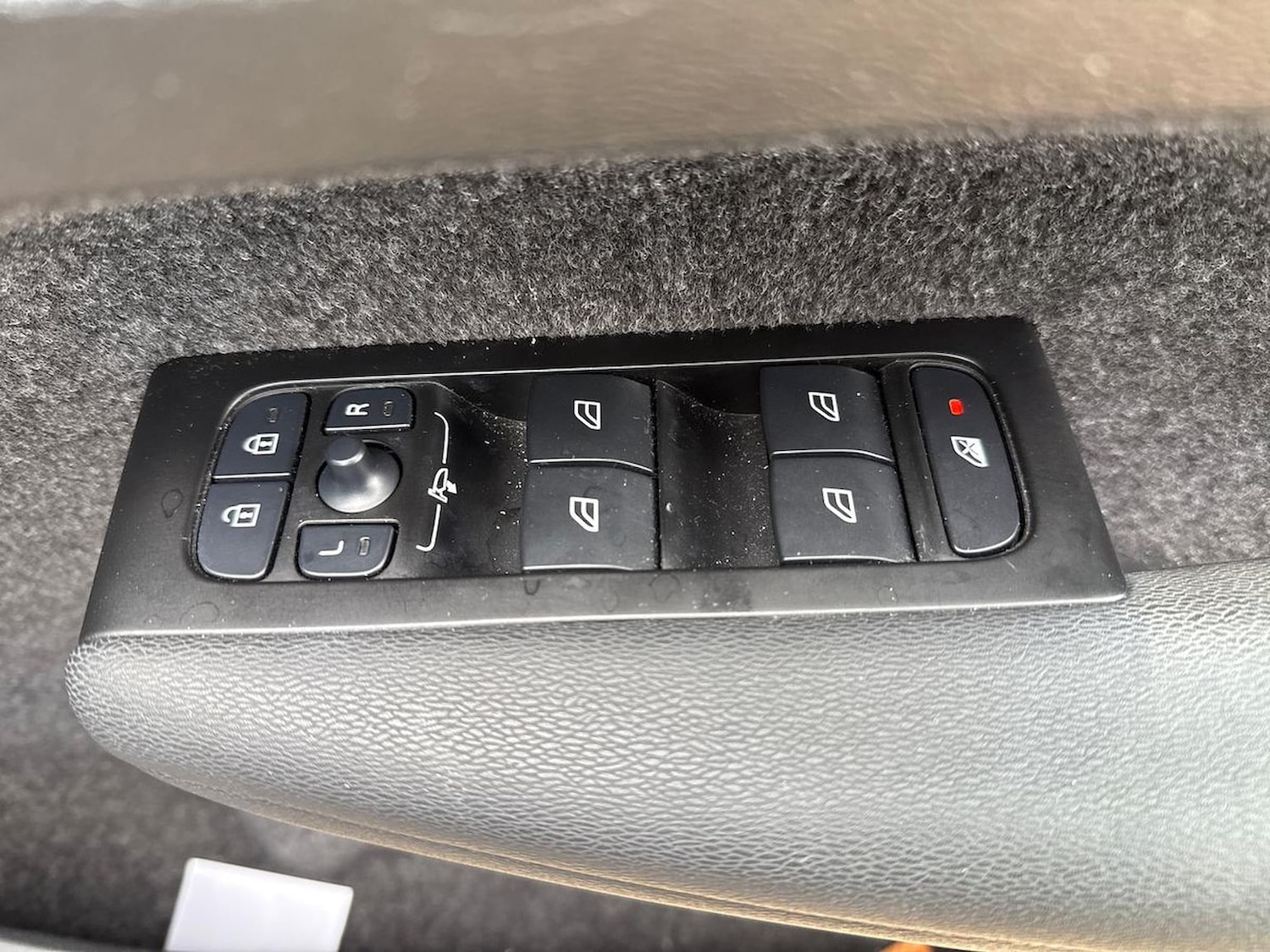 Used Volvo XC40 2021 for sale - 77873661: Photo 21