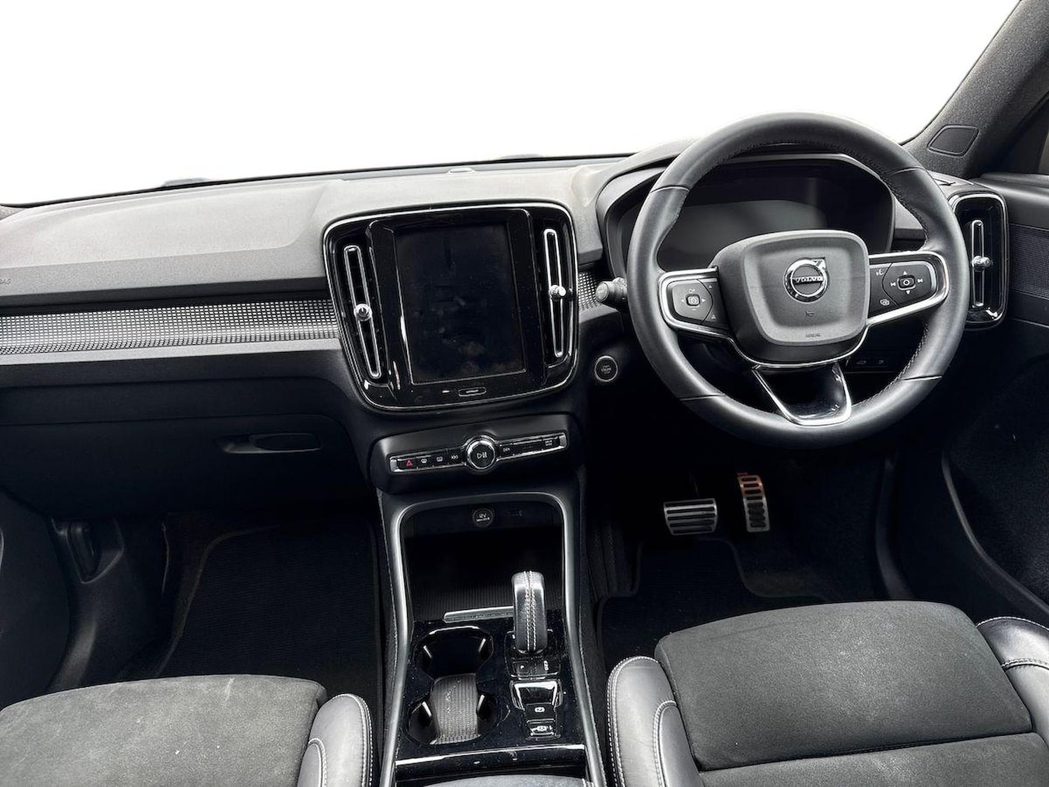 Used Volvo XC40 2021 for sale - 77873661: Photo 8