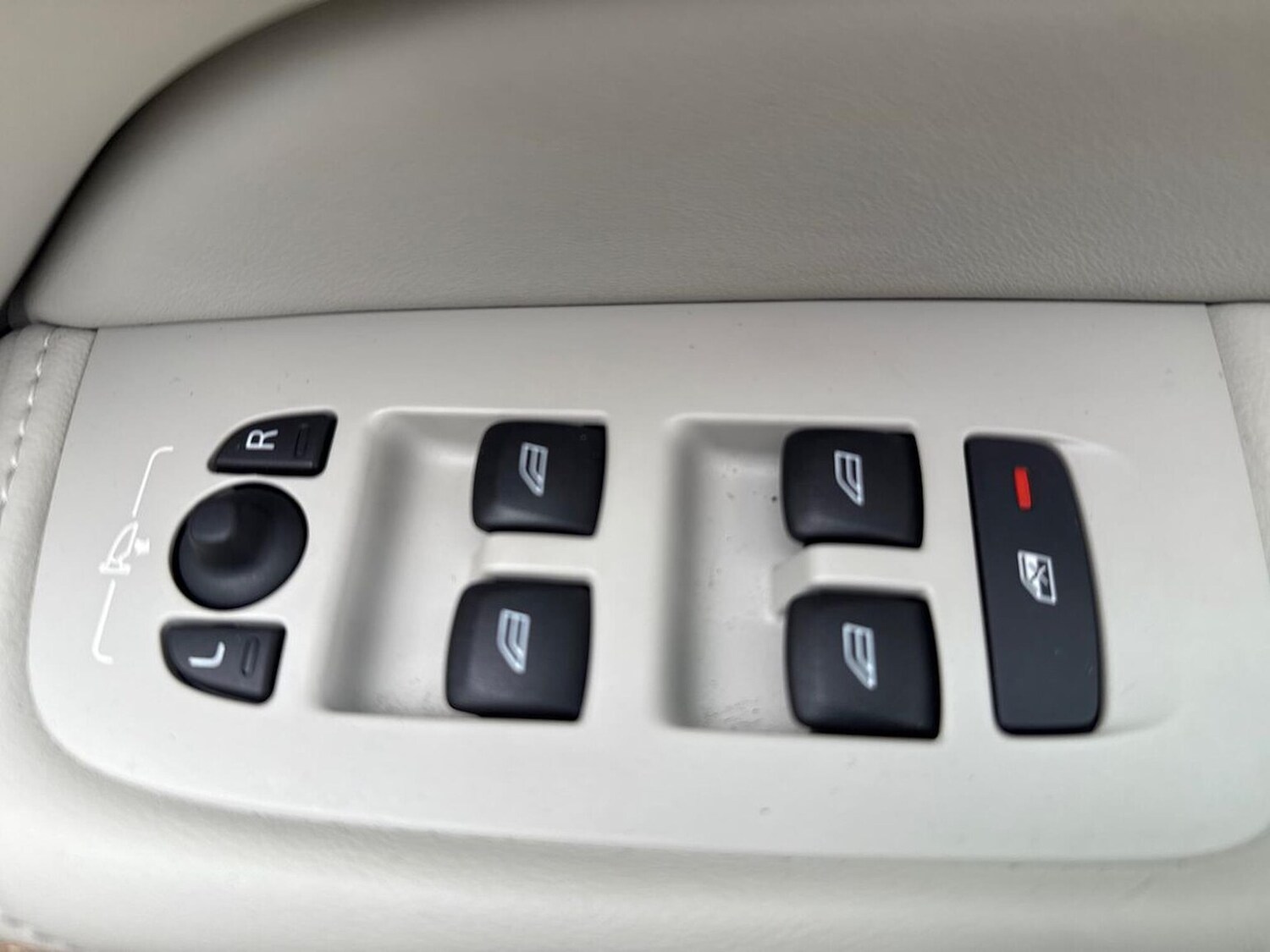 Used Volvo XC60 2020 for sale - 76017868: Photo 21