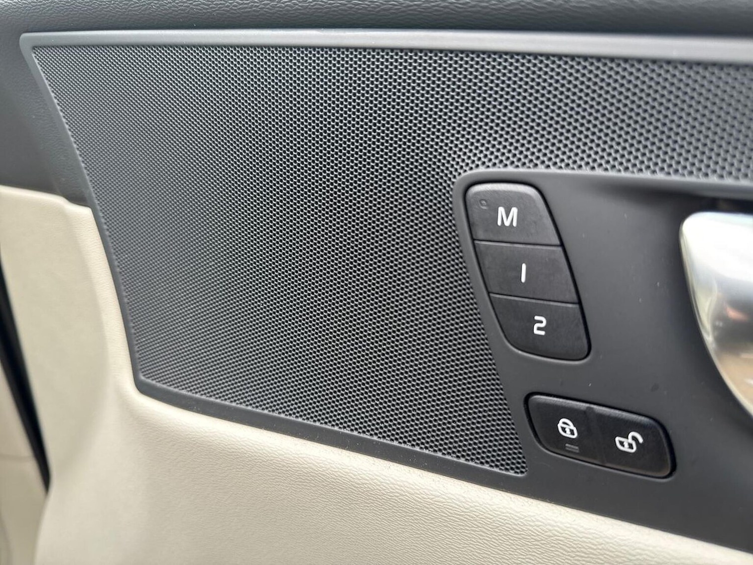 Used Volvo XC60 2020 for sale - 76017868: Photo 22