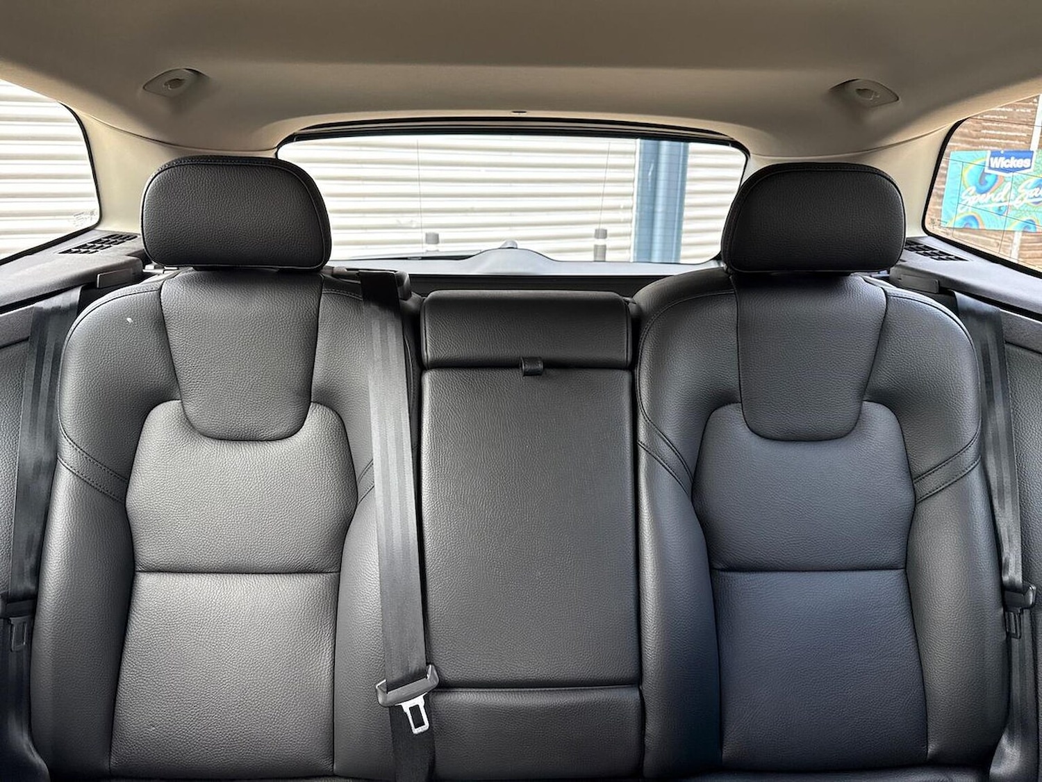 Used Volvo XC60 2023 for sale - 76439800: Photo 16