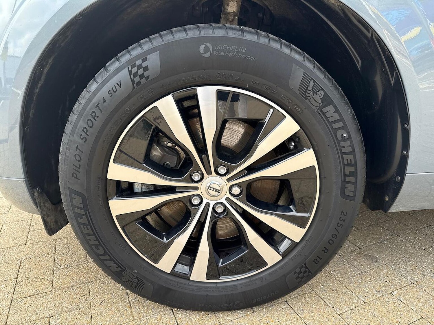 Used Volvo XC60 2023 for sale - 76439800: Photo 6