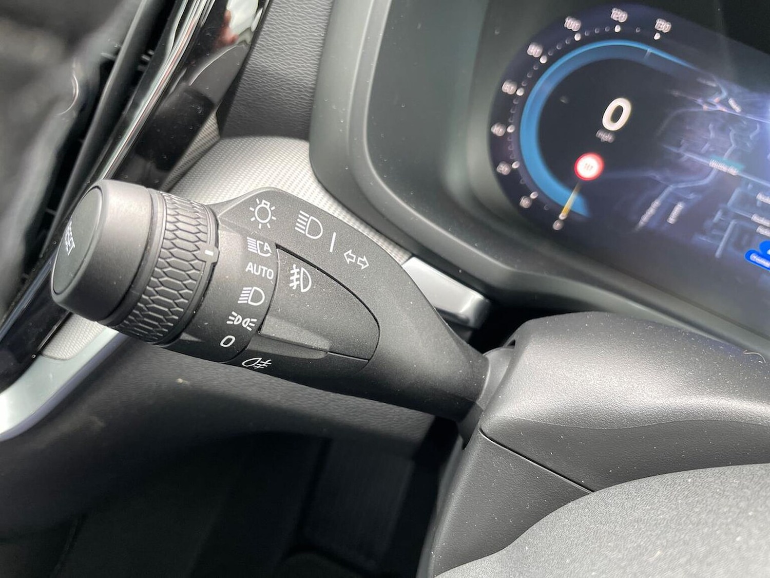 Used Volvo V60 2025 for sale - 76504980: Photo 27