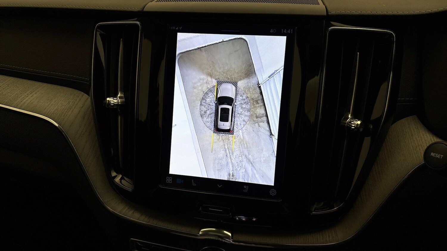 Used Volvo XC60 2025 for sale - 77487379: Photo 42