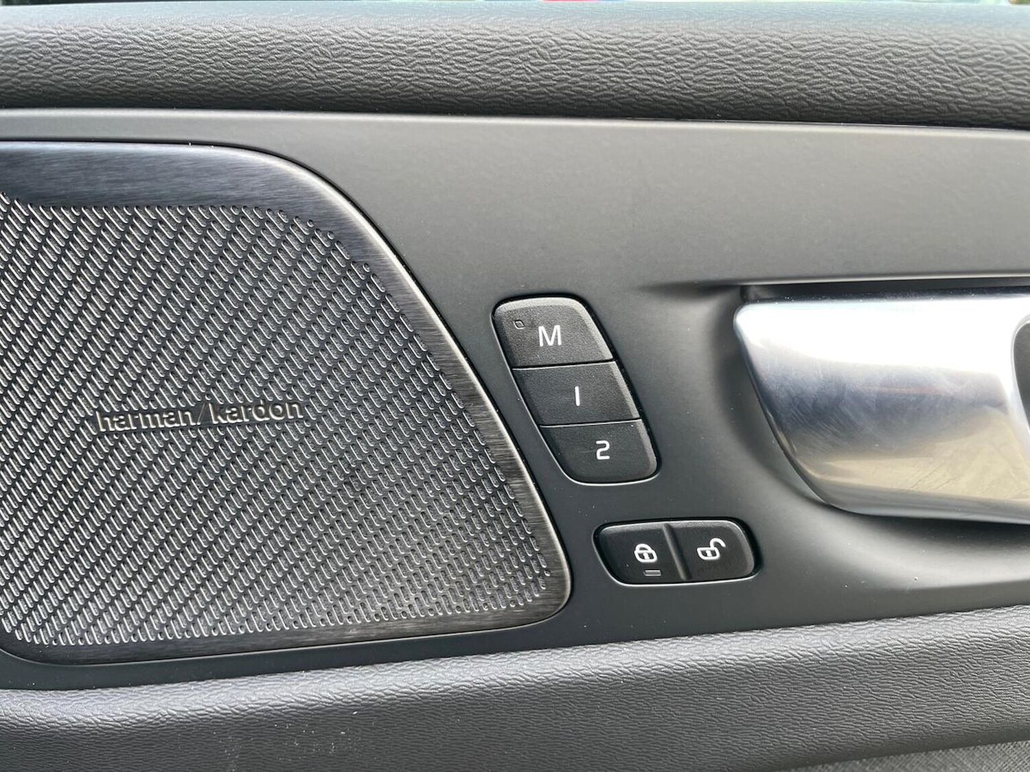 Used Volvo XC60 2025 for sale - 77494911: Photo 22