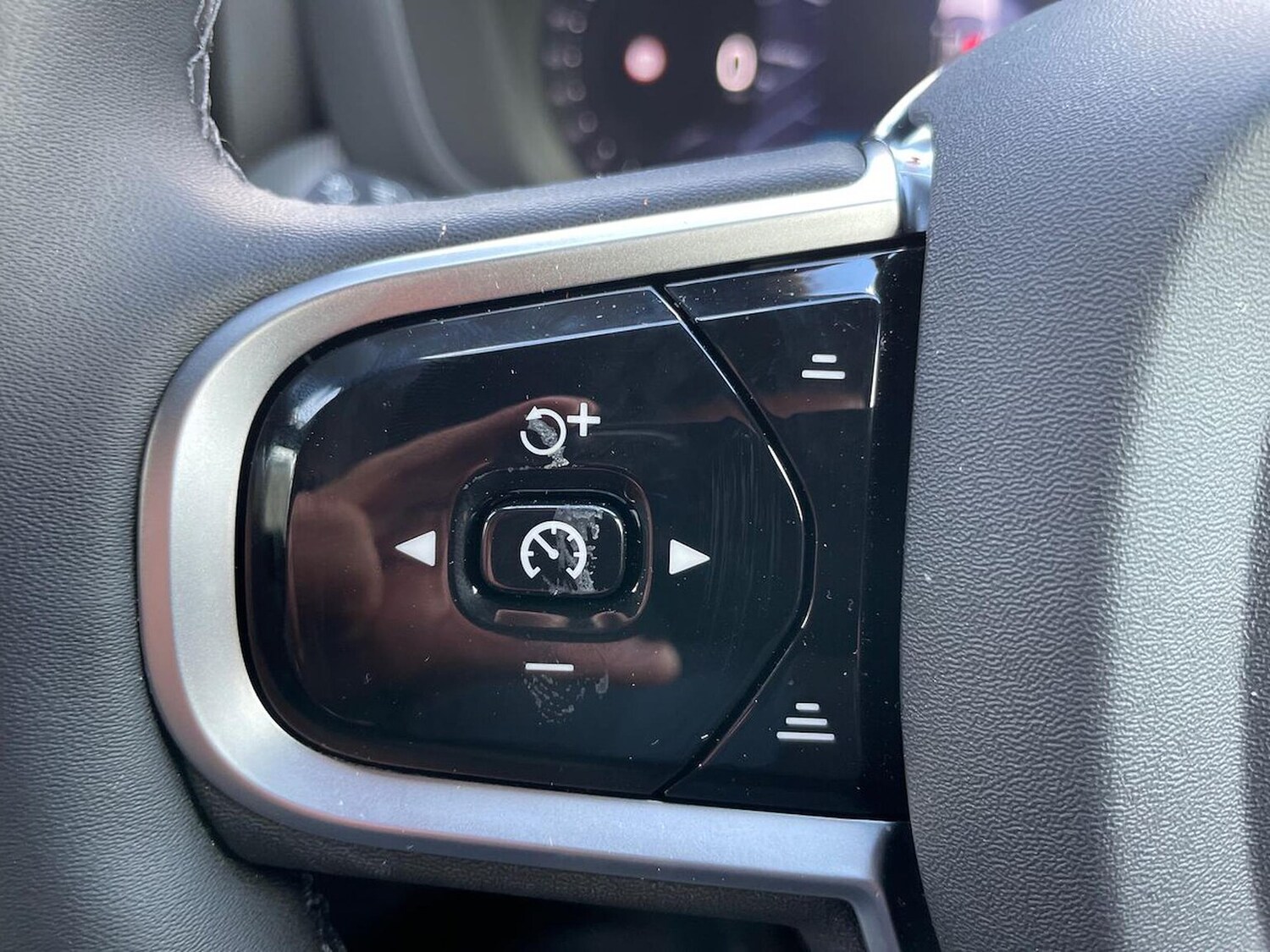 Used Volvo XC60 2025 for sale - 77494911: Photo 27