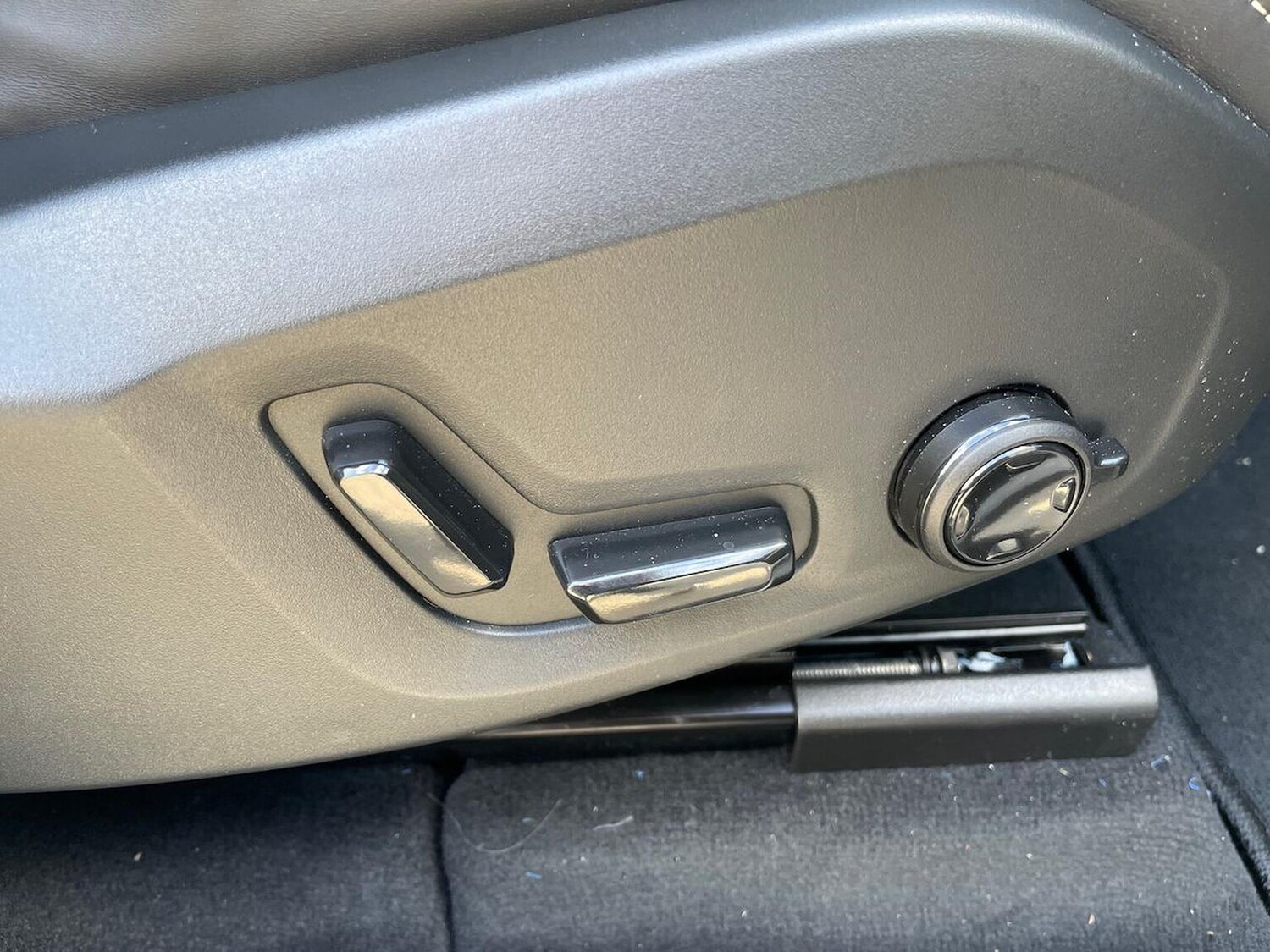 Used Volvo XC60 2025 for sale - 77494911: Photo 30