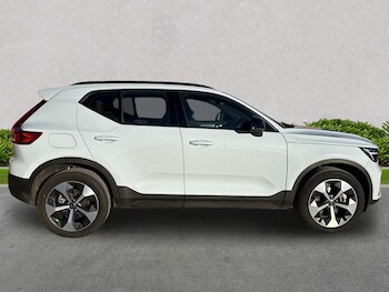 Used Volvo XC40 2025 for sale - 77487416: Photo