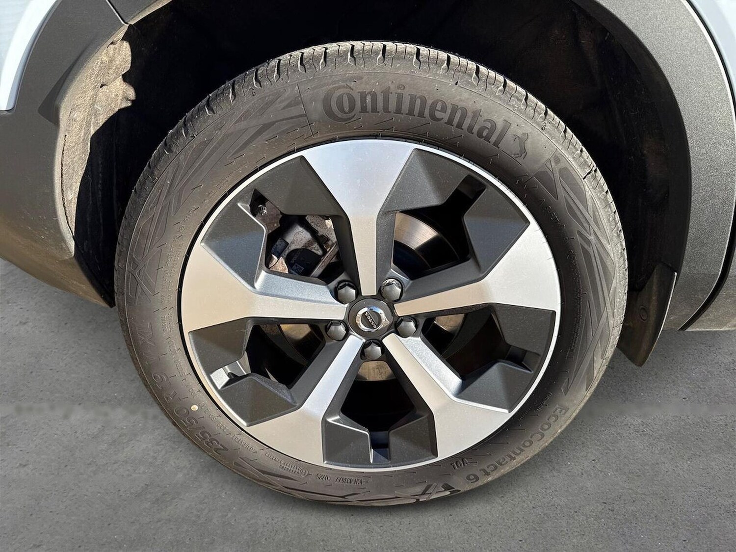 Used Volvo XC40 2025 for sale - 77487416: Photo 6