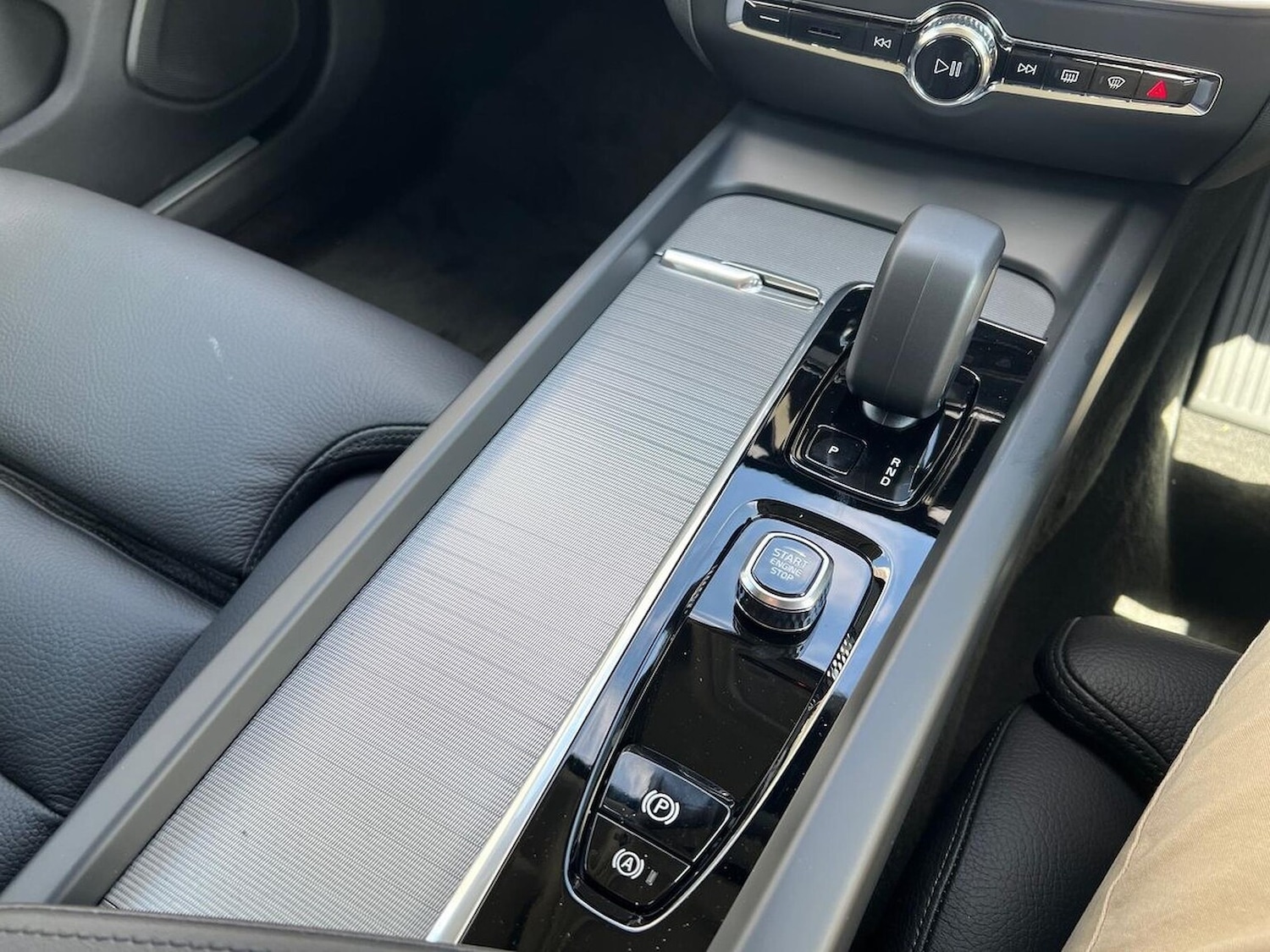 Used Volvo V60 2025 for sale - 76455196: Photo 13