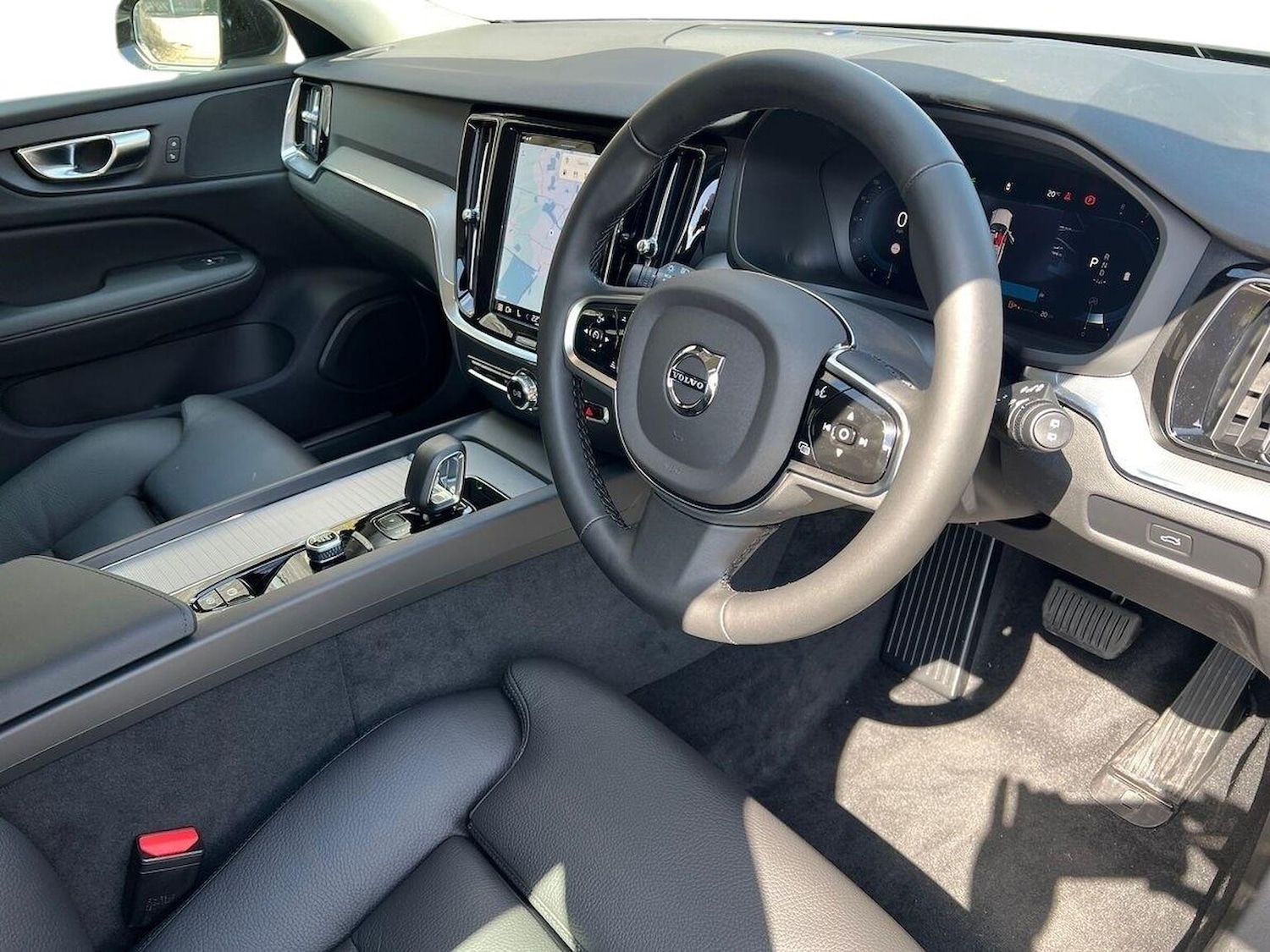 Used Volvo V60 2025 for sale - 76455196: Photo 15