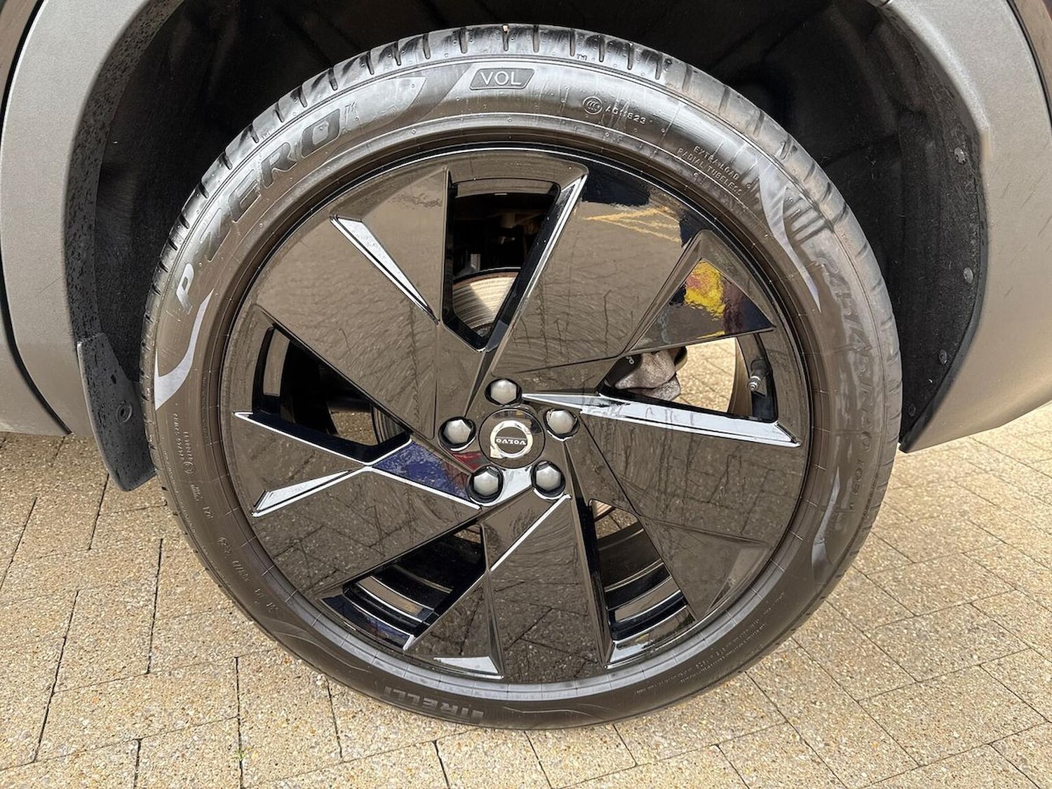 Used Volvo XC40 2024 for sale - 76149448: Photo 6