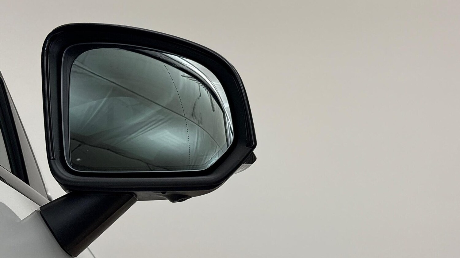 Used Volvo XC40 2024 for sale - 77487399: Photo 22