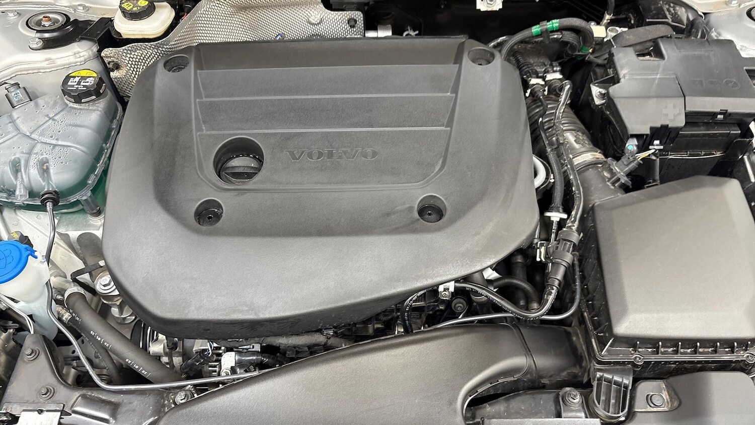 Used Volvo XC40 2025 for sale - 76093615: Photo 14