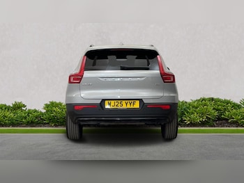 Used Volvo XC40 2025 for sale - 76093615: Photo 4