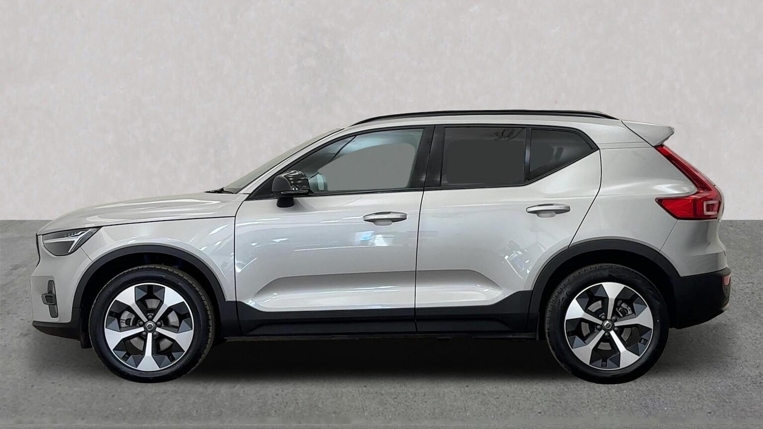 Used Volvo XC40 2025 for sale - 76093615: Photo 6