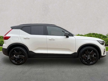 Used Volvo XC40 2025 for sale - 78310734: Photo