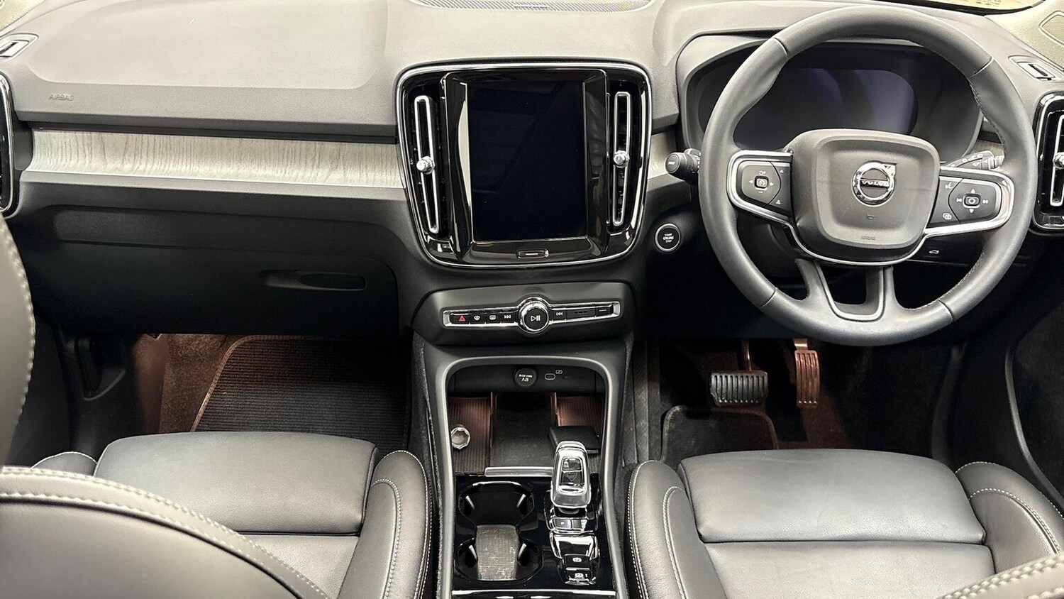 Used Volvo XC40 2024 for sale - 76220405: Photo 10