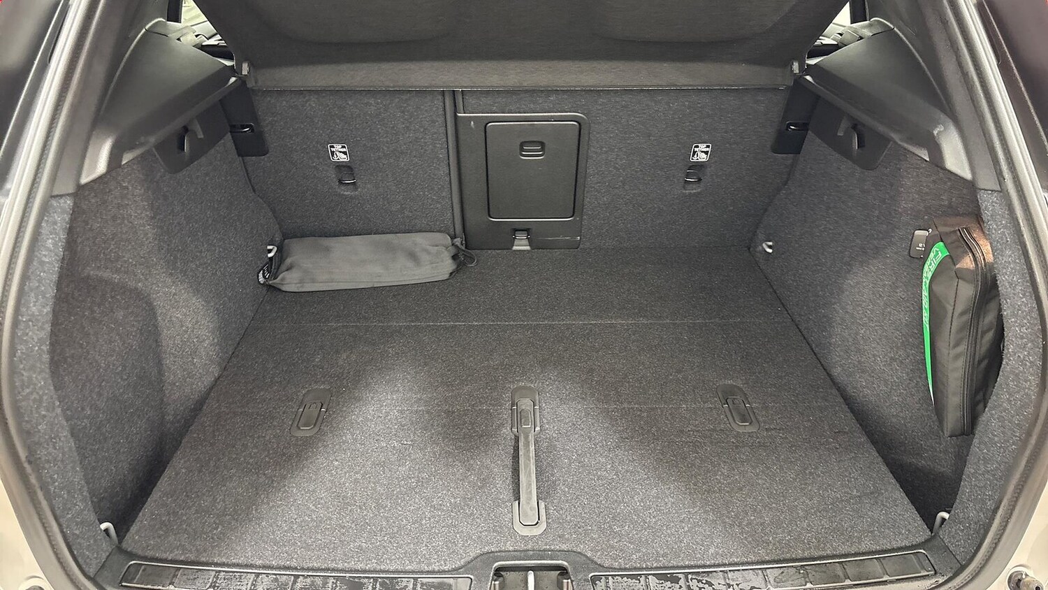 Used Volvo XC40 2024 for sale - 76220405: Photo 14