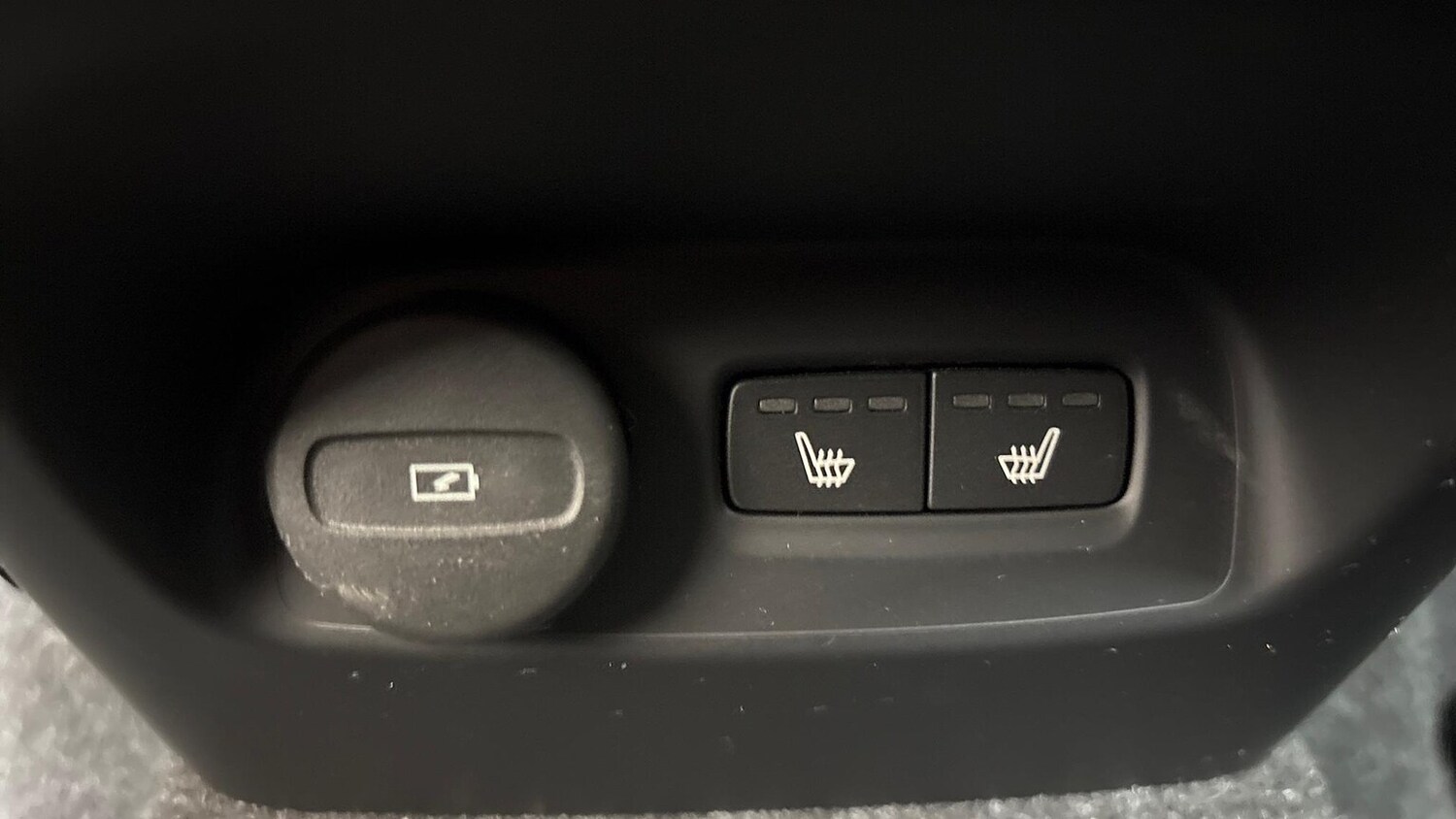 Used Volvo XC40 2024 for sale - 76220405: Photo 17