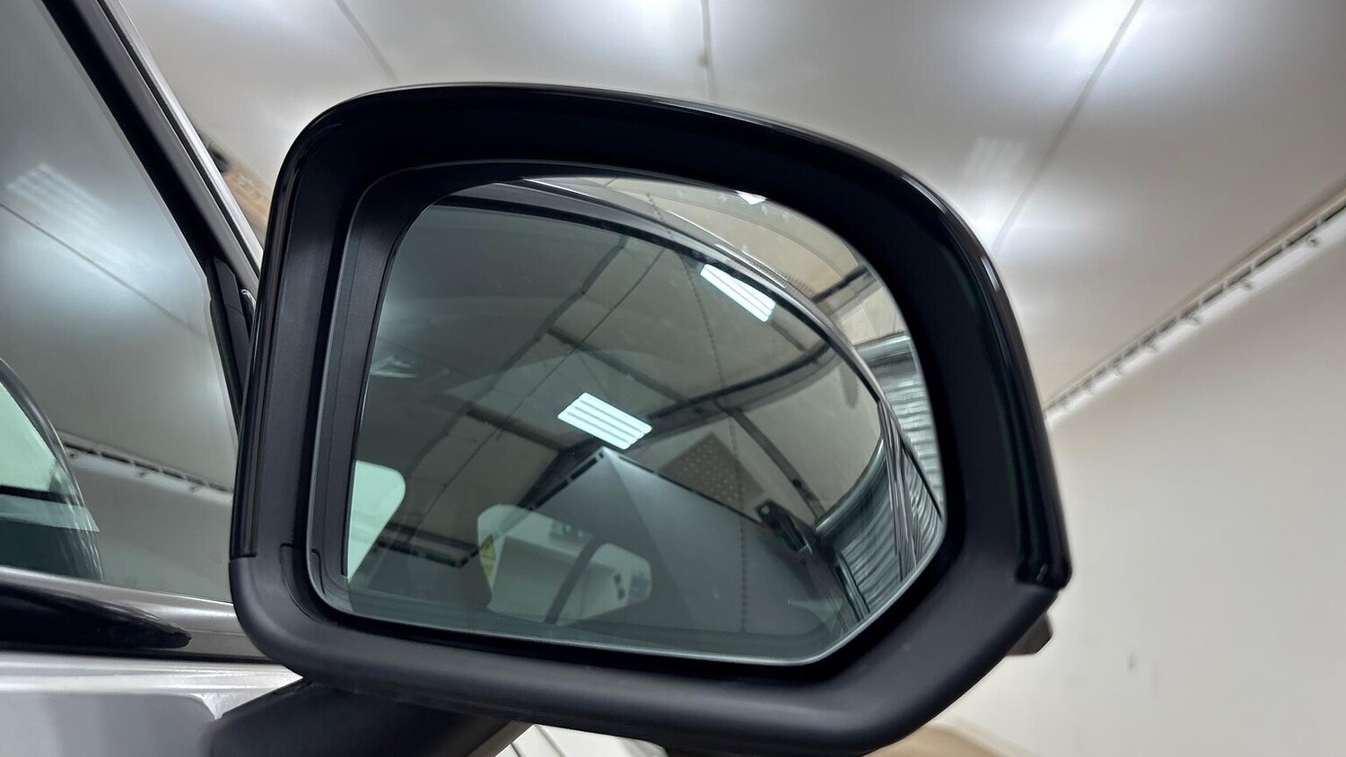 Used Volvo XC40 2024 for sale - 76220405: Photo 21