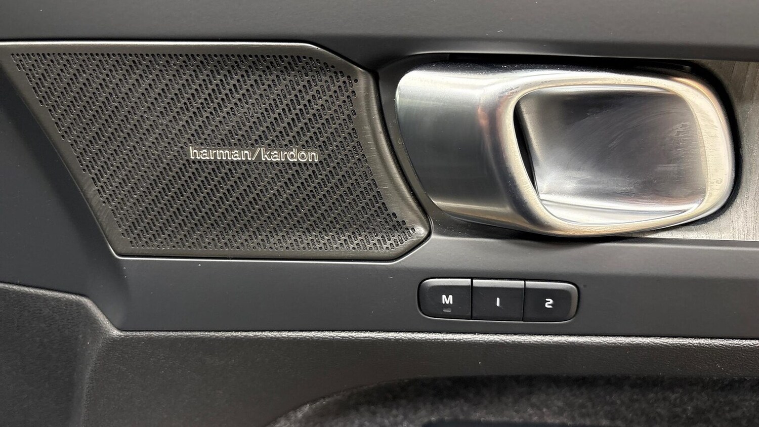 Used Volvo XC40 2024 for sale - 76220405: Photo 26