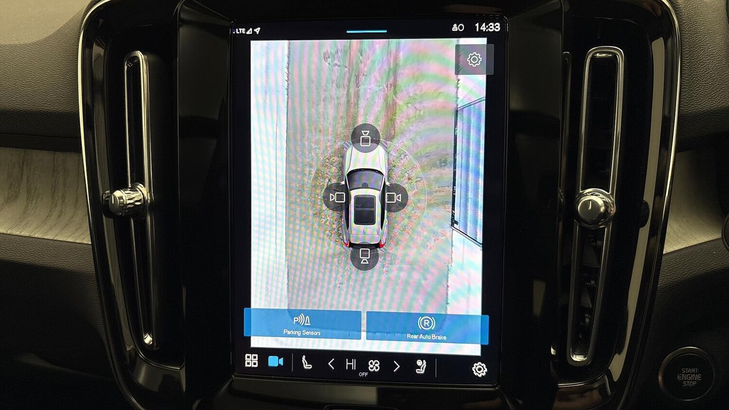 Used Volvo XC40 2024 for sale - 76220405: Photo 38