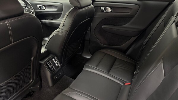 Used Volvo XC40 2022 for sale - 76220408: Photo 12