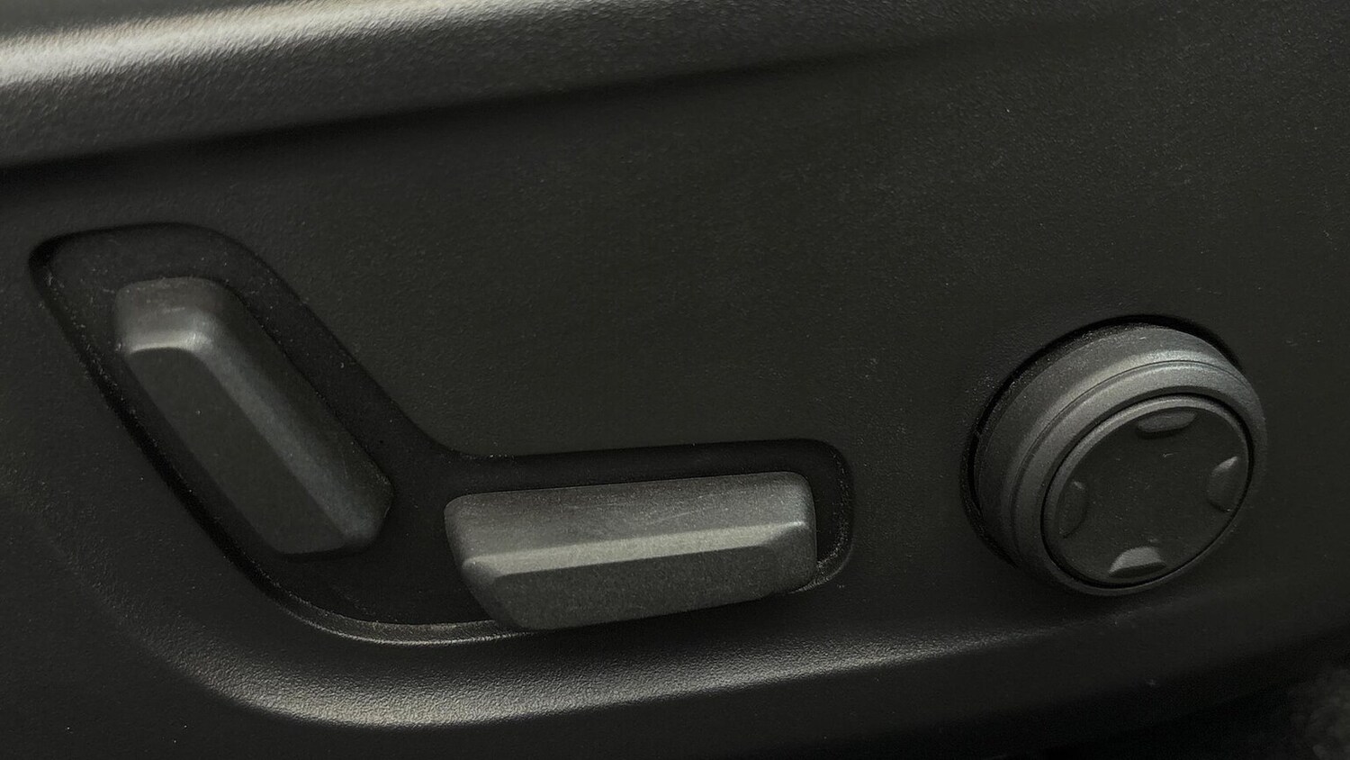 Used Volvo XC40 2022 for sale - 76220408: Photo 26