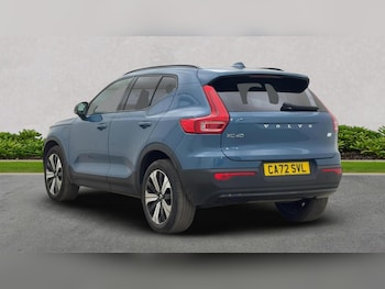 Used Volvo XC40 2022 for sale - 76220408: Photo 2
